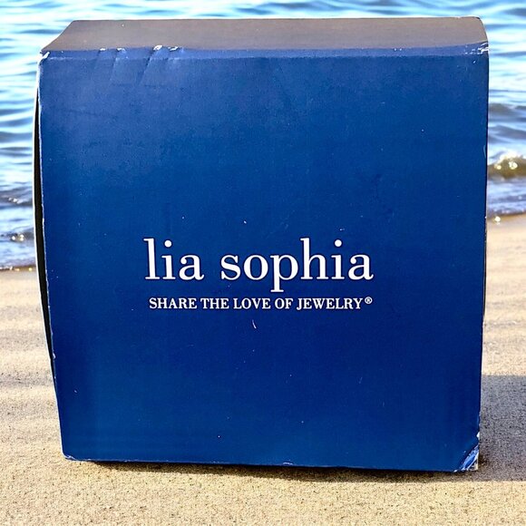 Lia Sophia Earrings Dangle Drop Hook Green Beads Copper Silvertone New in Box - Picture 2 of 10